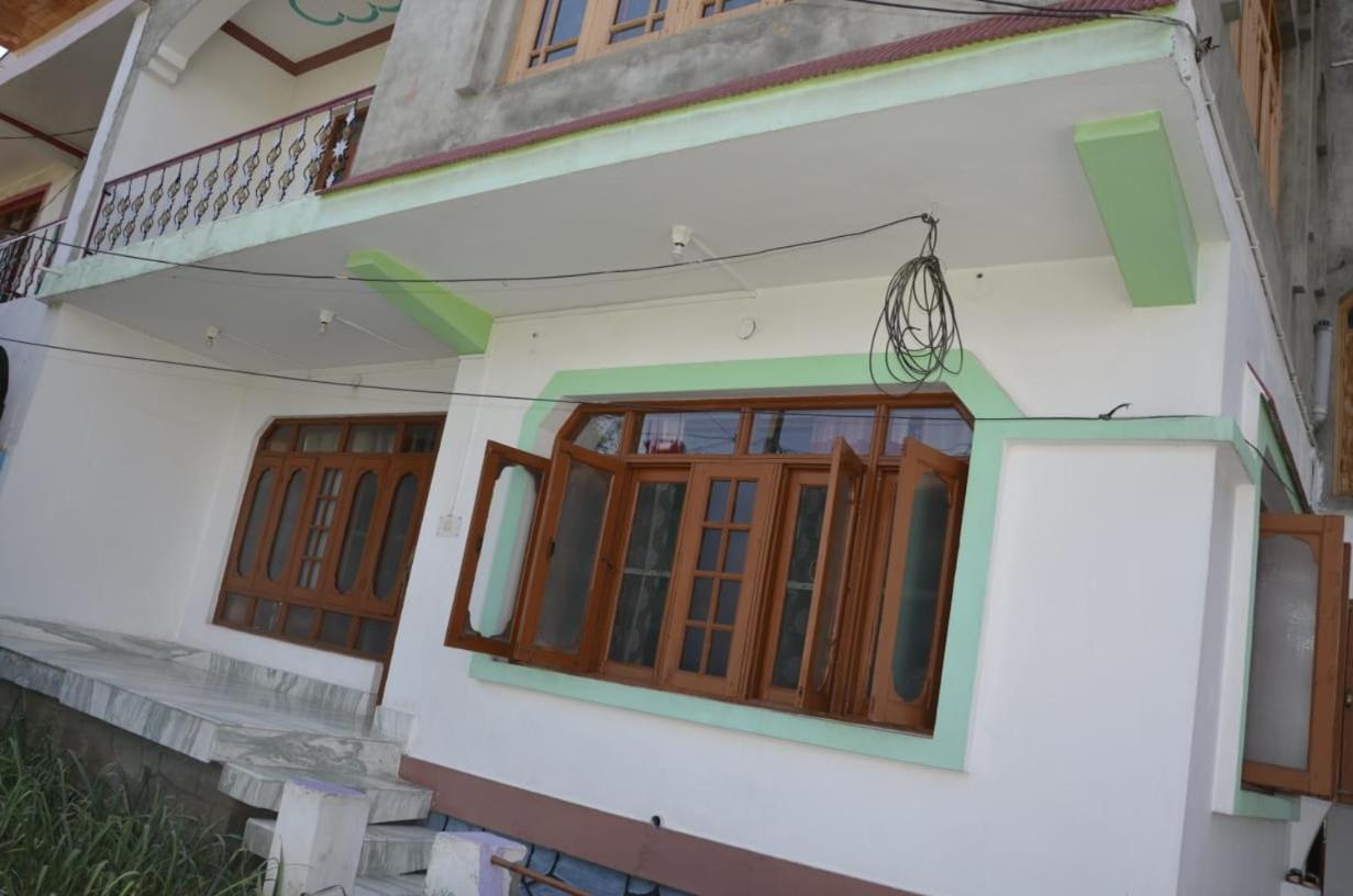 Mir Manzil Bed & Breakfast Srinagar  Exterior photo